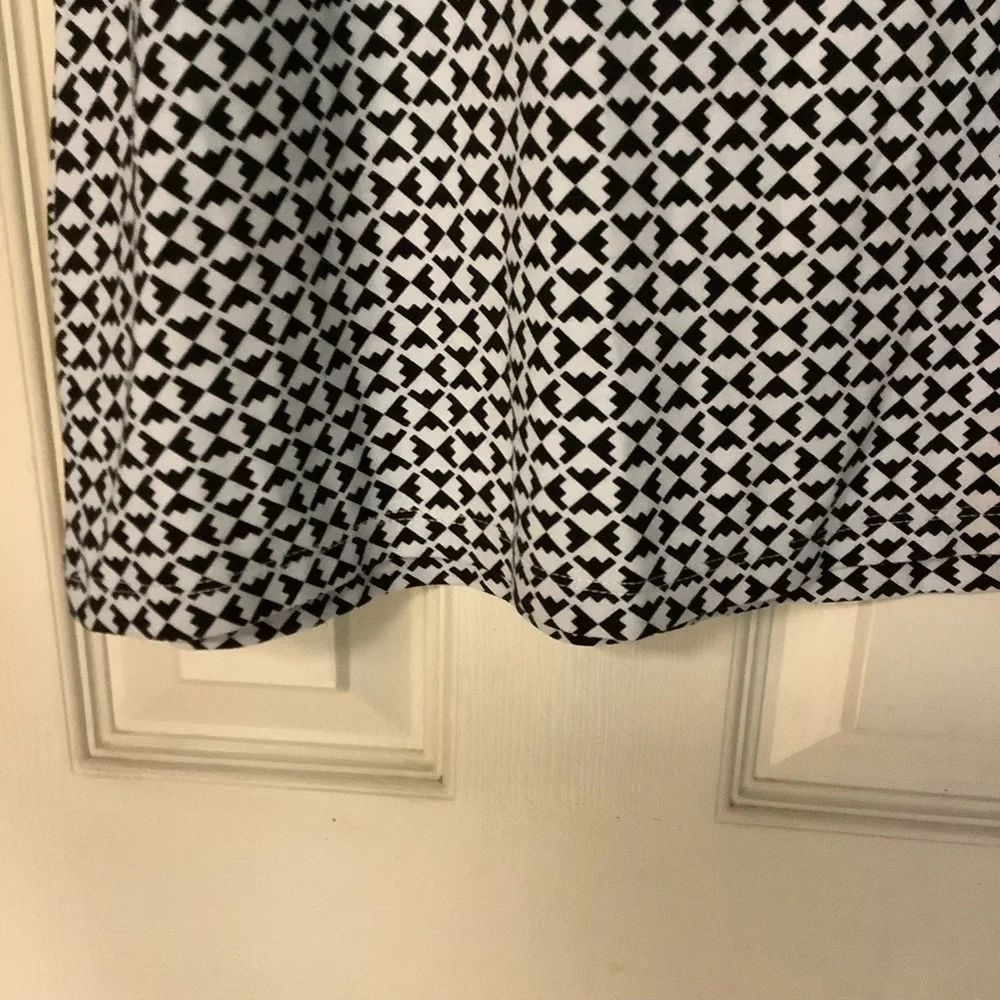 Liz Claiborne Top Short Sleeve White Geo Size XL New - Picture 4 of 11